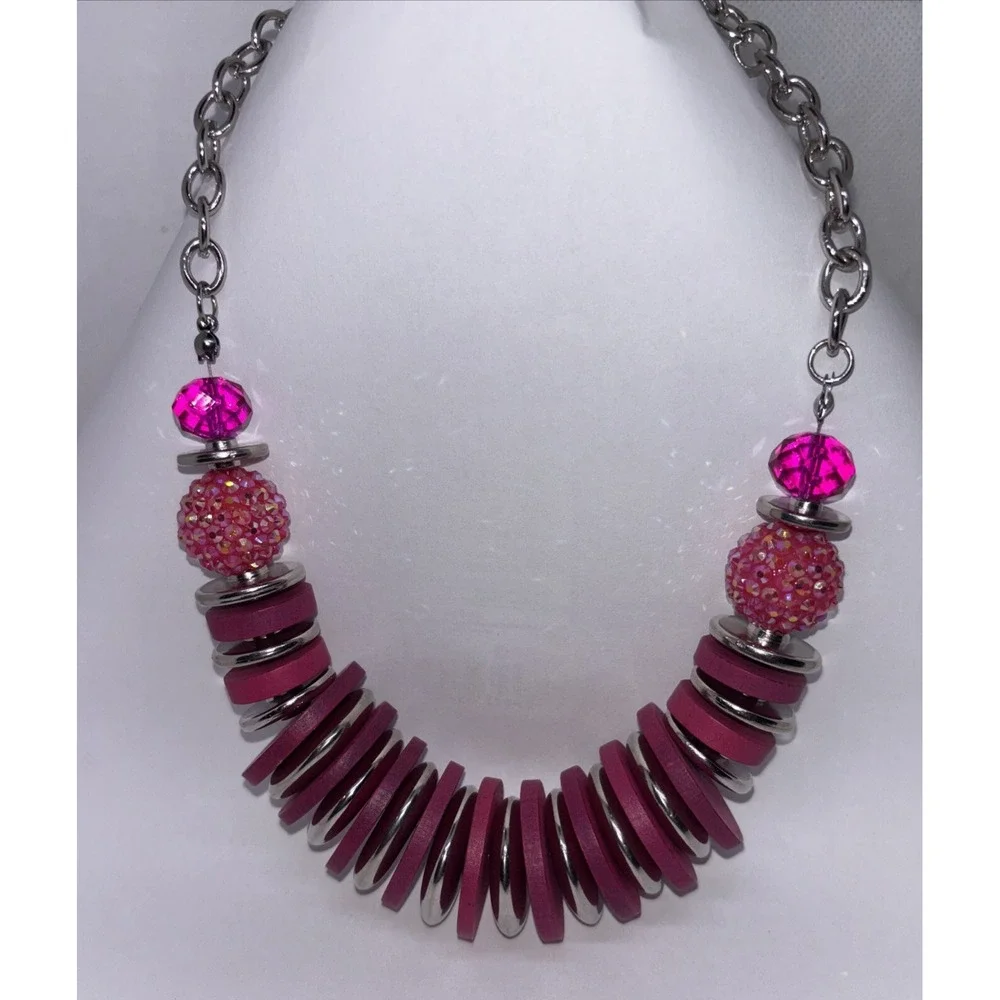 Silver-Tone & Pink Discs Bead Chunky Statement Necklace Wood Metal 21 Inch